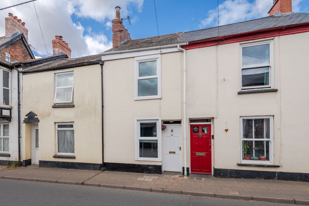 Property photo 1 of 10