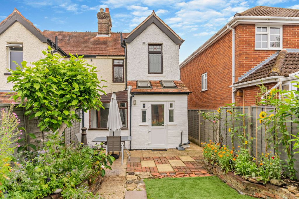 Property photo 2 of 9