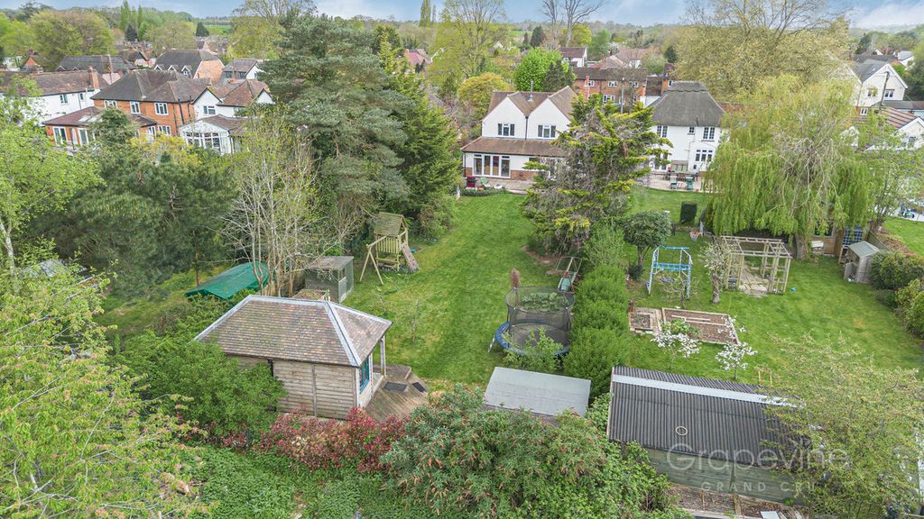 Property photo 2 of 35