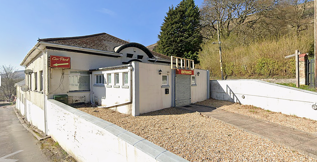 Property photo 3 of 8
