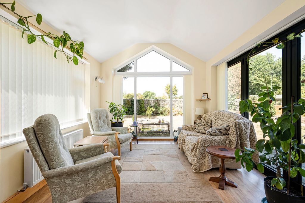 Property photo 2 of 20 Sun Room