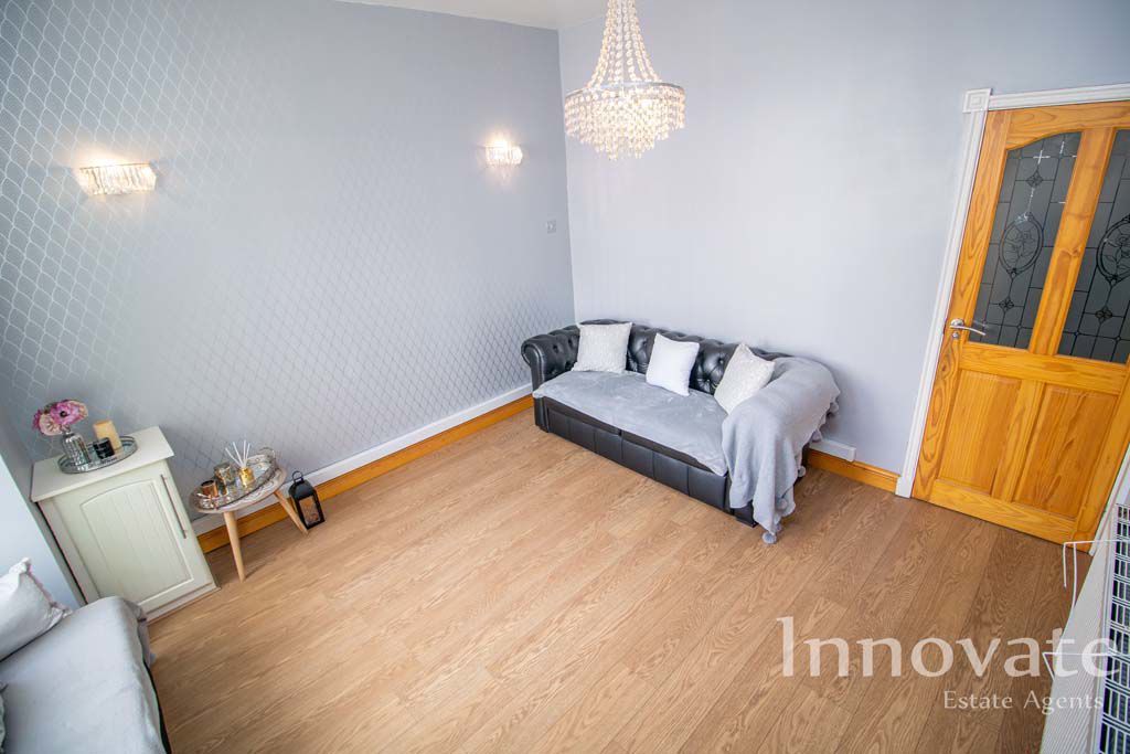 Property photo 3 of 11 Photo 3