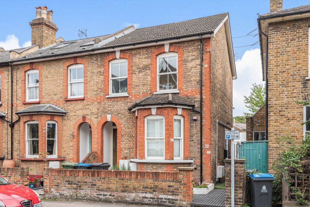 Property photo 1 of 8 904581 (1)