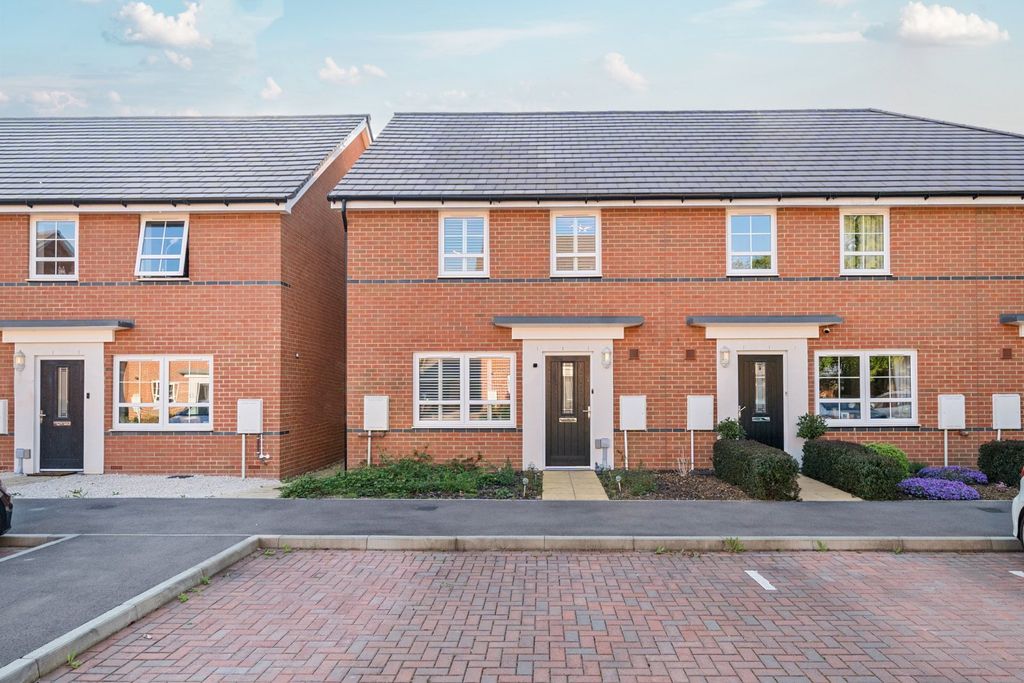 Property photo 1 of 18 Picture No. 01