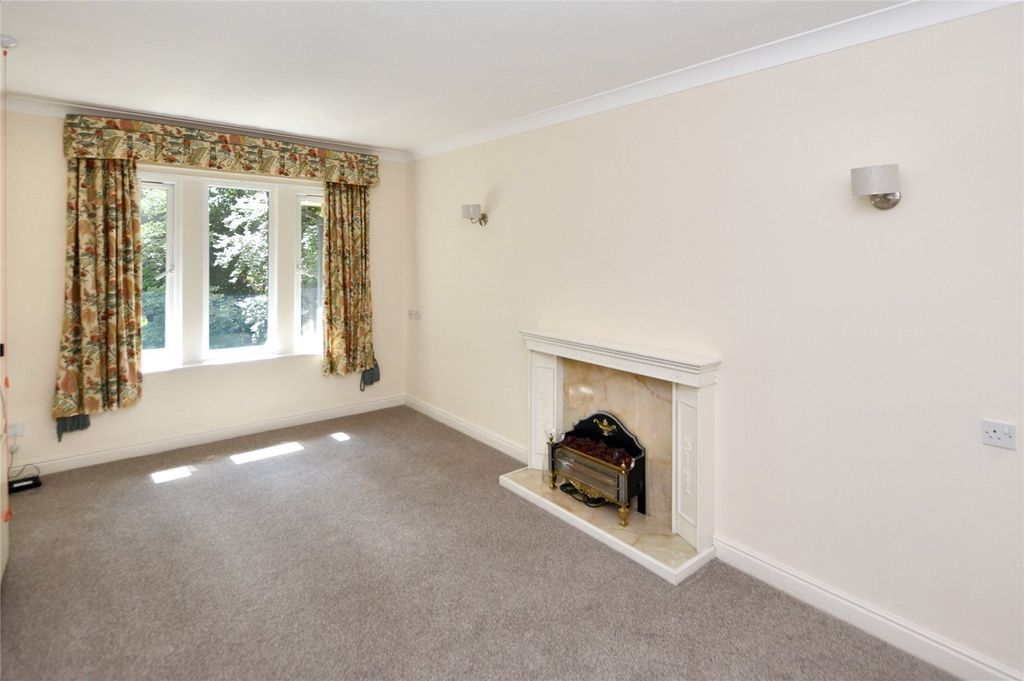 Property photo 2 of 11 Picture No. 29