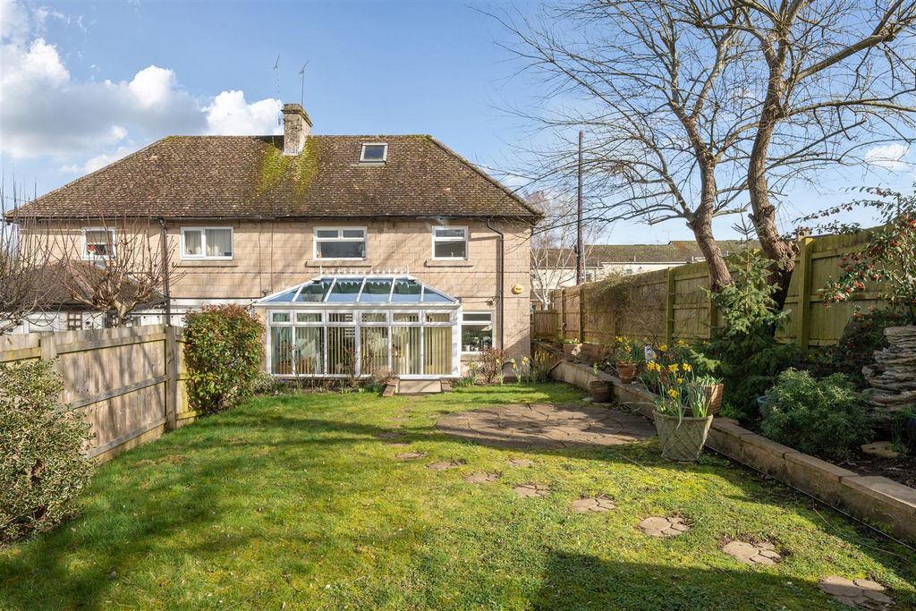 Property photo 3 of 20 1419559-19-69A1A0Db1Bca5.Jpg