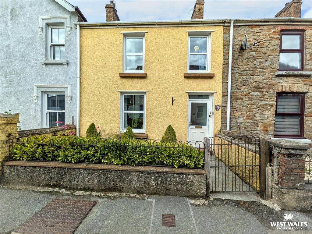 Property photo 1 of 25 20567.Jpg