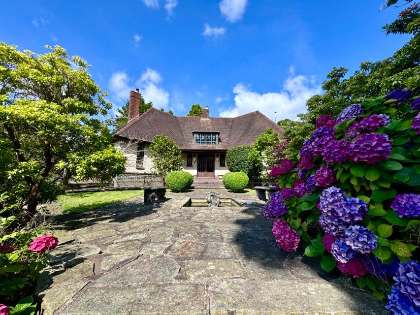 Property photo 1 of 25