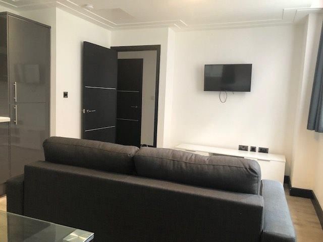 Property photo 1 of 7 Living Area (1).Jpg