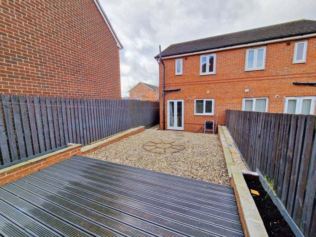 Property photo 2 of 19