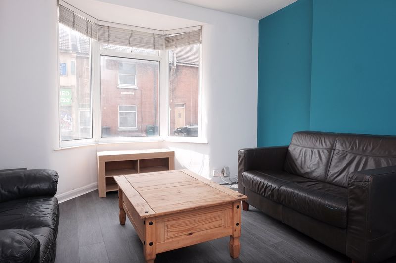 Property photo 2 of 11 Living Room