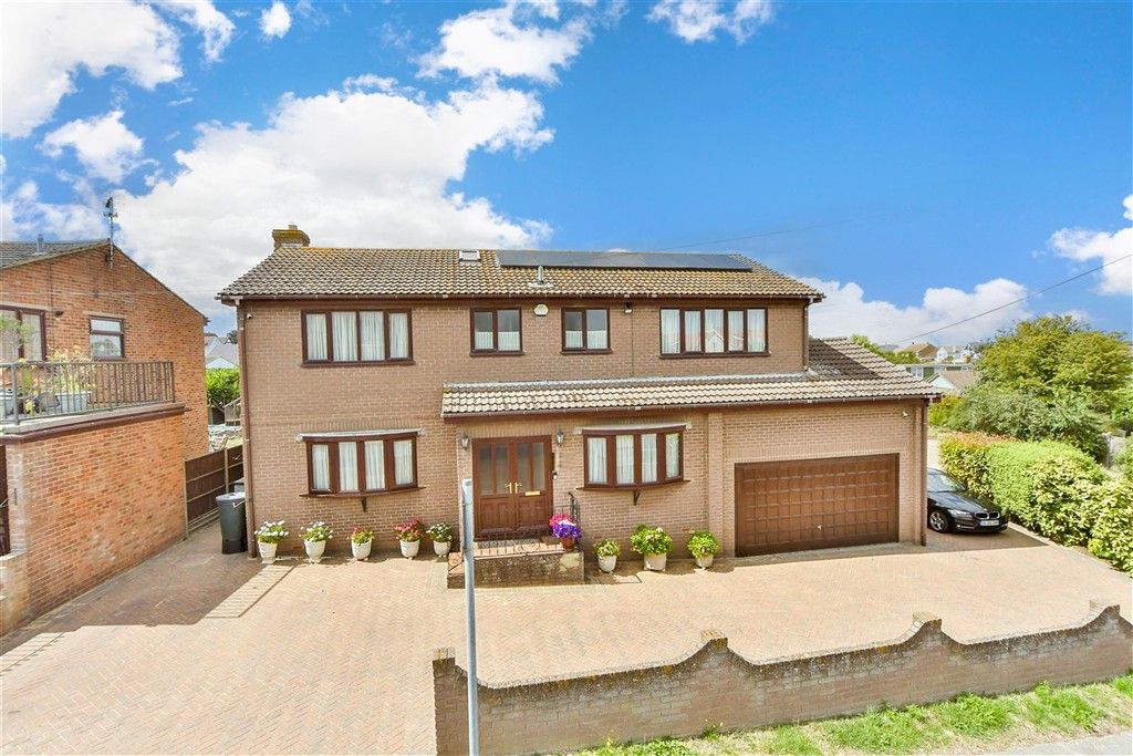 Property photo 1 of 18 External (Web)