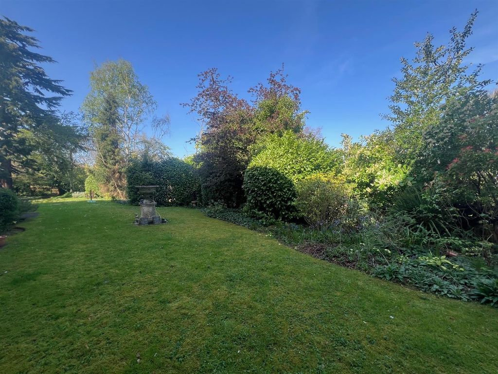 Additional image 14 of 1 bed flat for saleWorcester Road, Malvern WR14