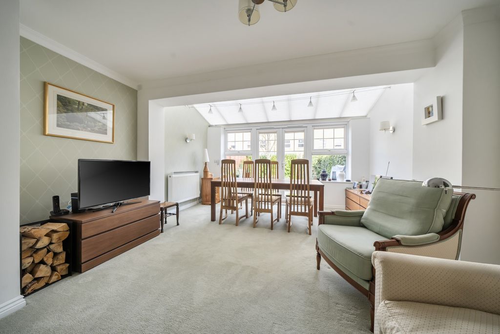 Property photo 3 of 31 1433432-4-69Bd3B2...