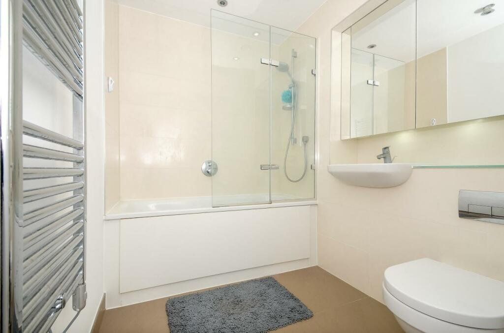 Property photo 3 of 6