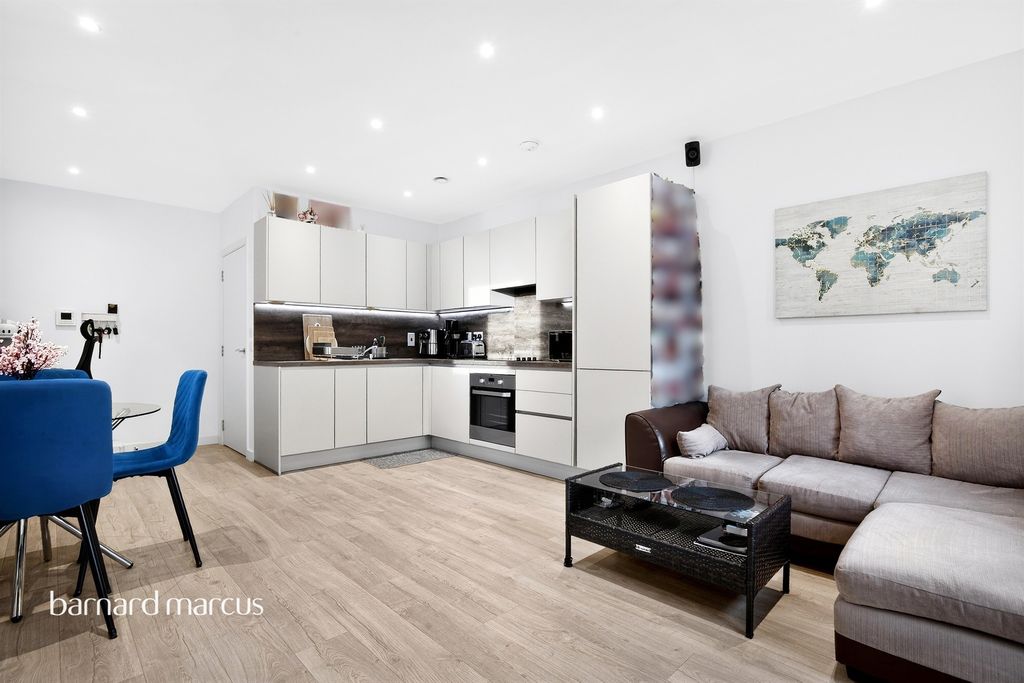 Property photo 2 of 16