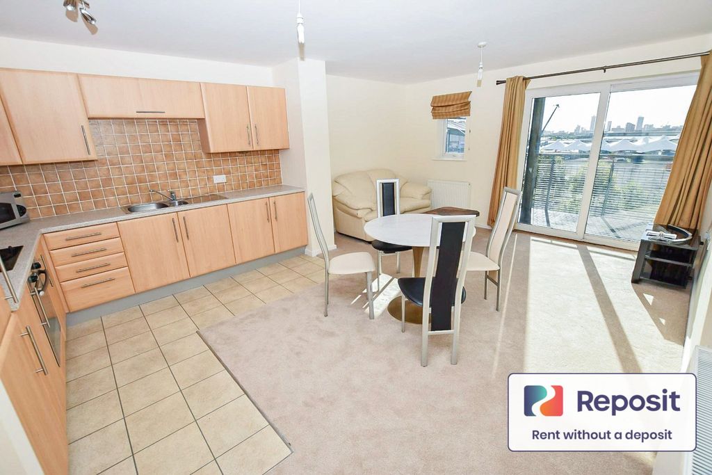 Property photo 2 of 13 Picture No. 20