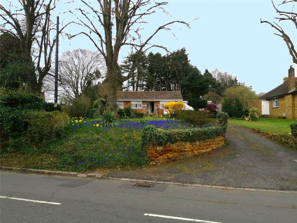 Property photo 2 of 14 Picture No. 23