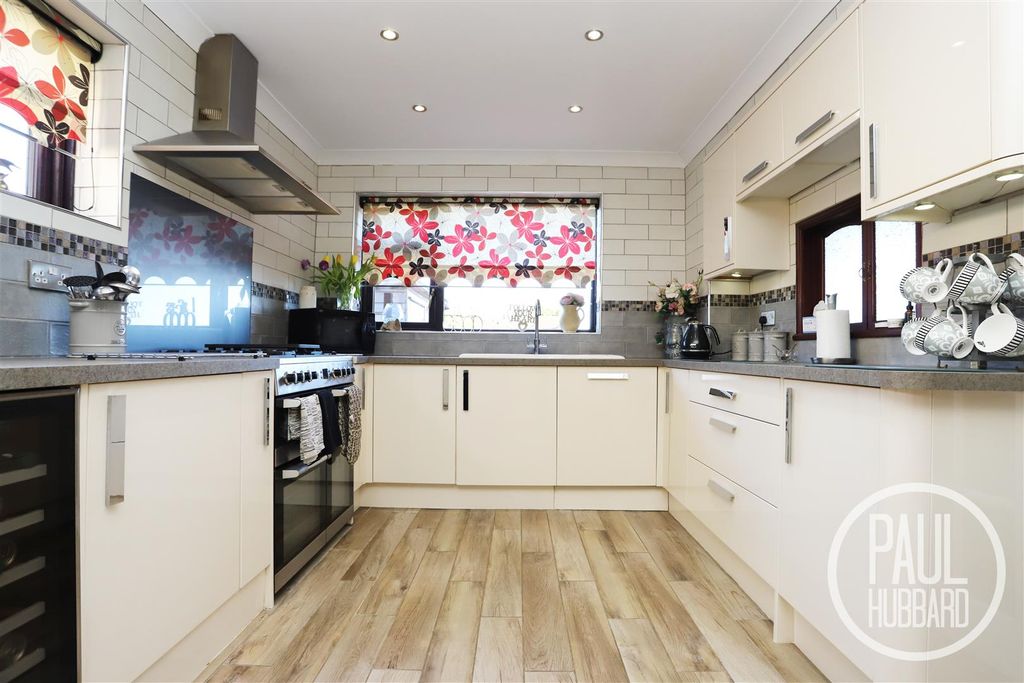 Property photo 3 of 38 Img_0320.Jpg