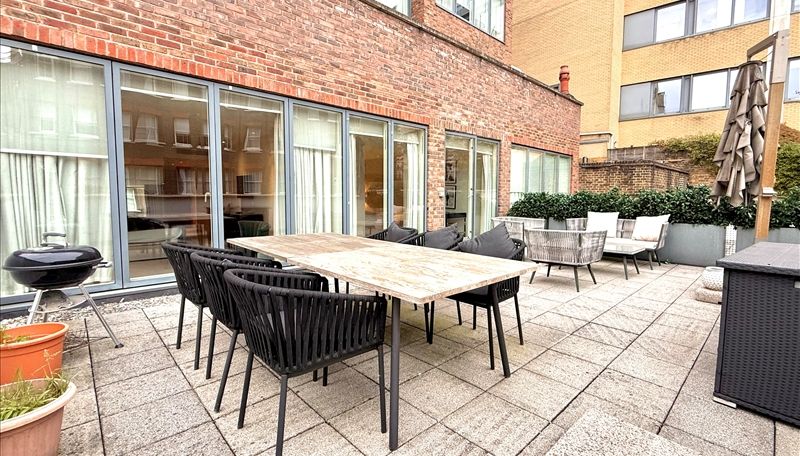 Property photo 3 of 6 Terrace