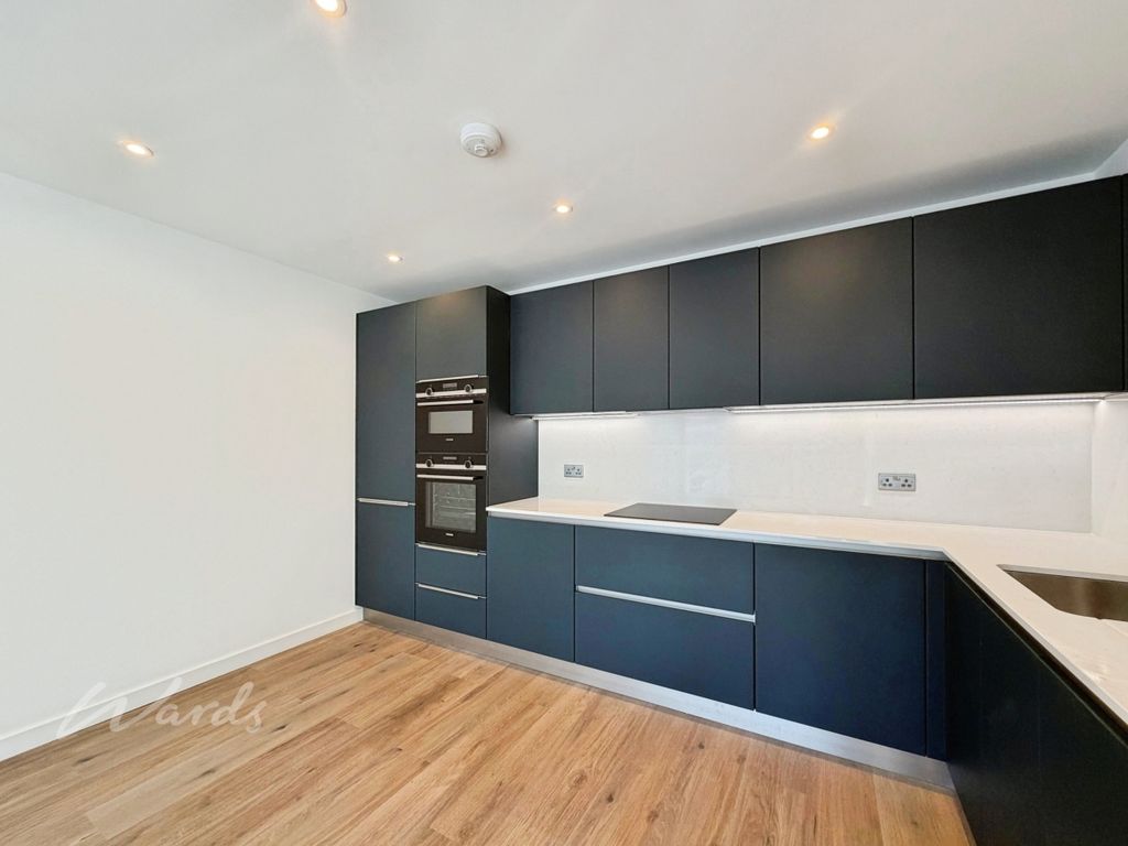 Property photo 2 of 8 Emin 20 Kitchen Use