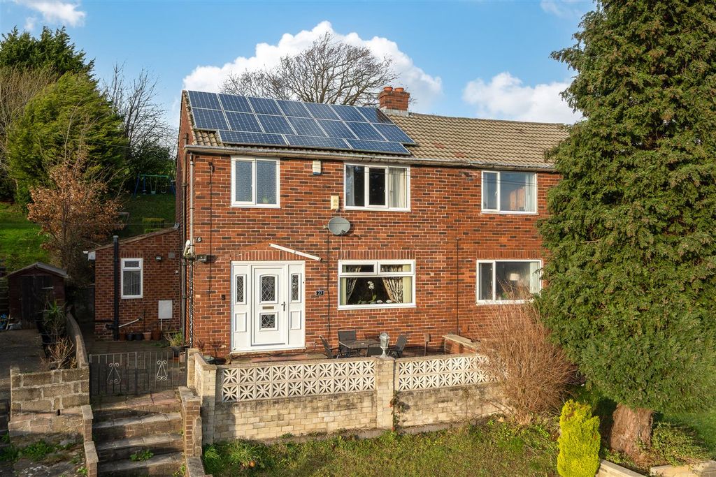 Property photo 1 of 24 23 Knaresborough Drive-23.Jpg