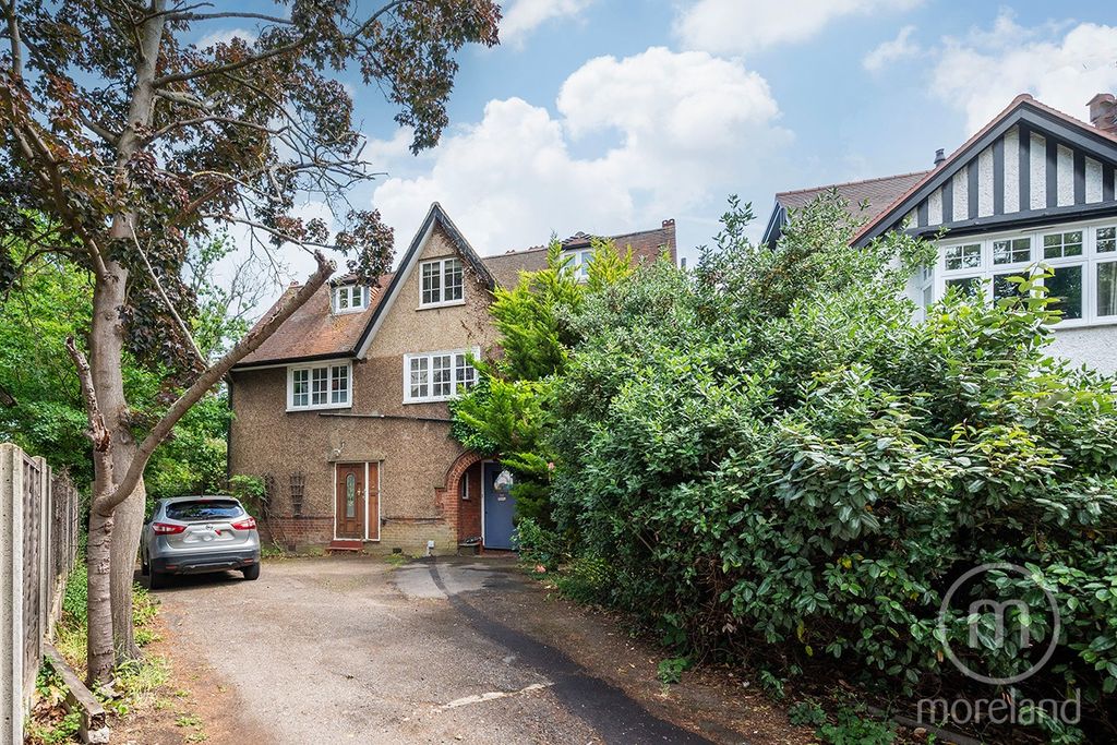 Property photo 2 of 12 5209483