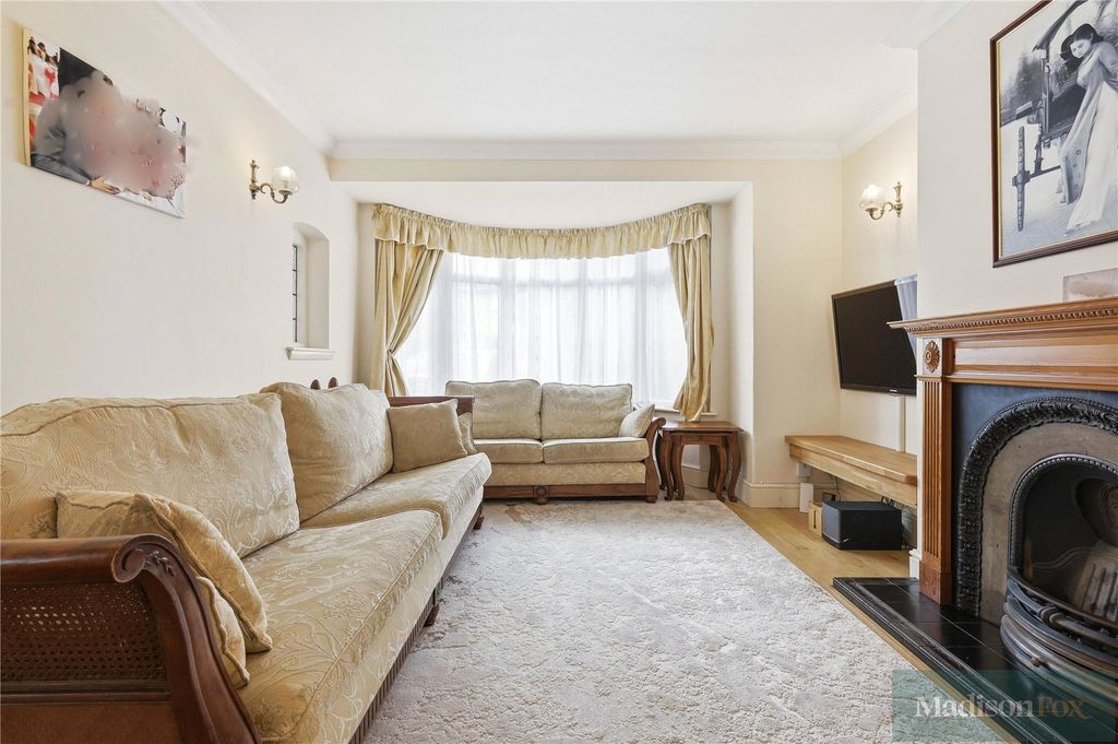 Property photo 3 of 22 Picture No. 07