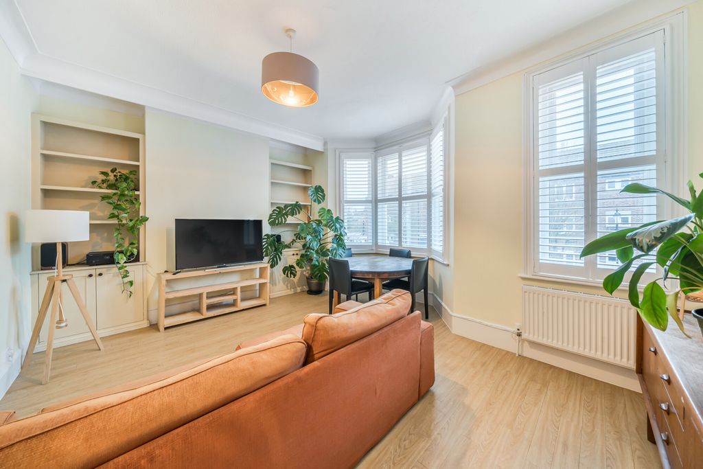 Property photo 2 of 21 Reception