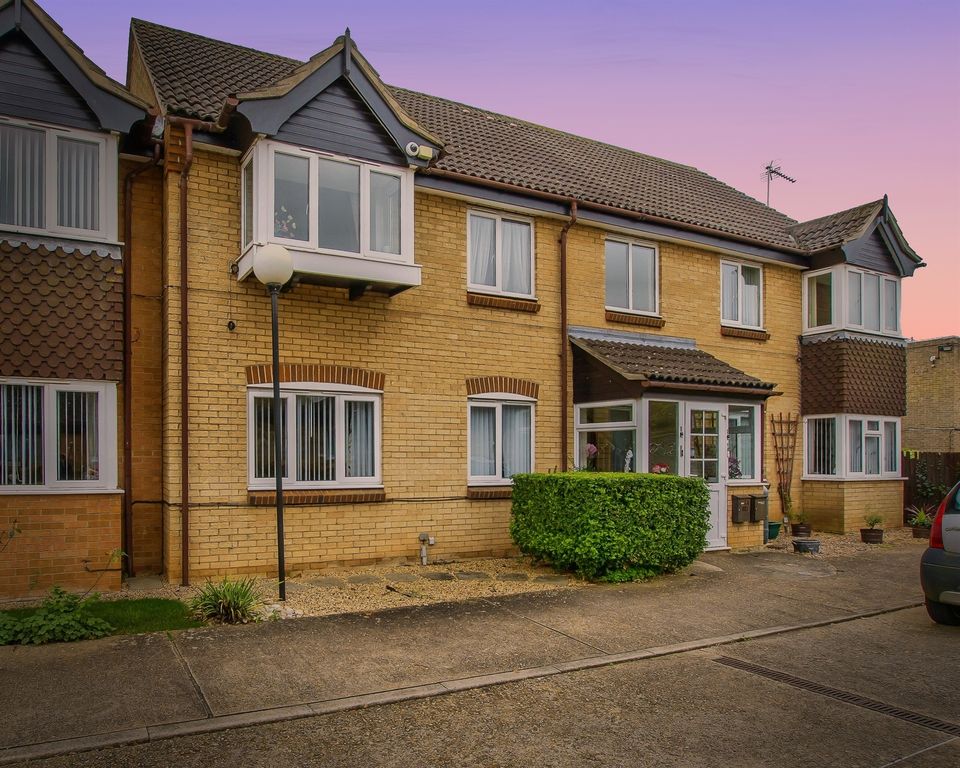 Property photo 1 of 16