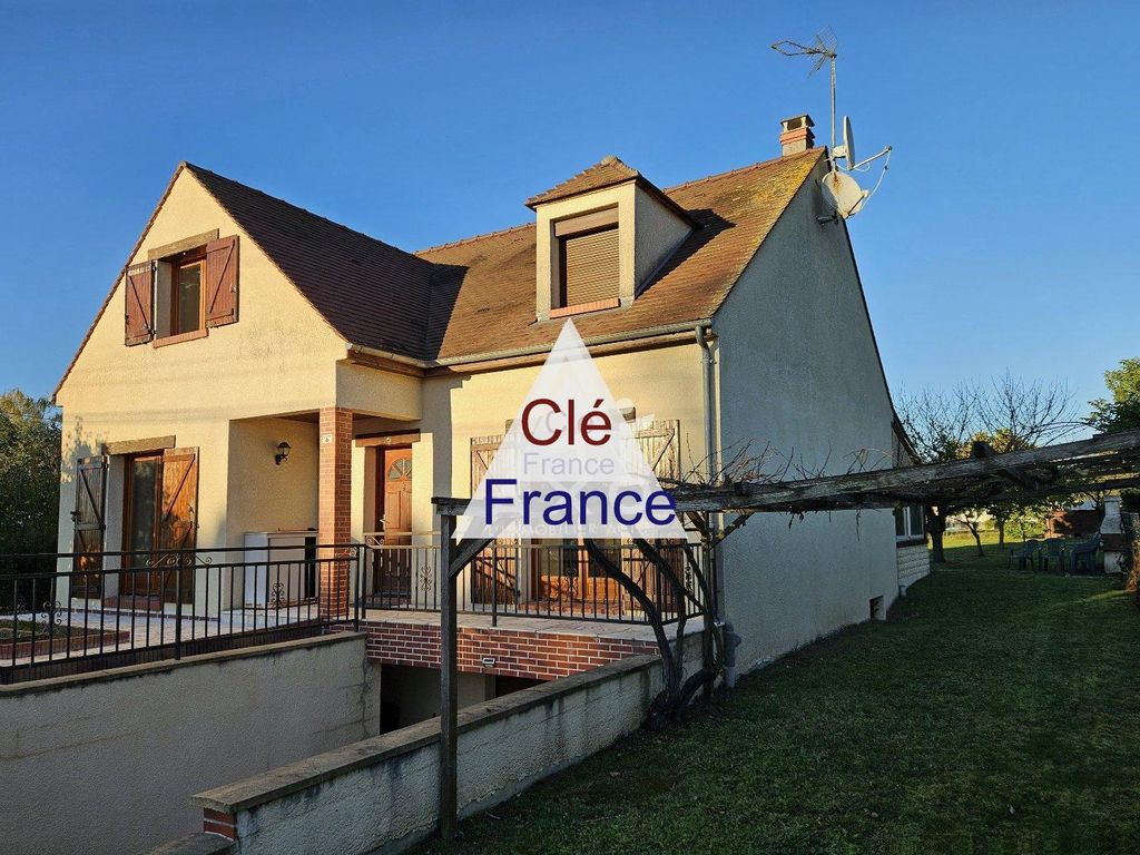 Property photo 2 of 25