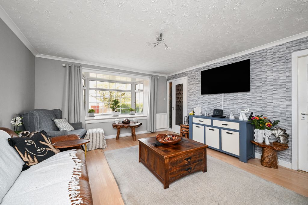 Property photo 2 of 19 Property Image 2