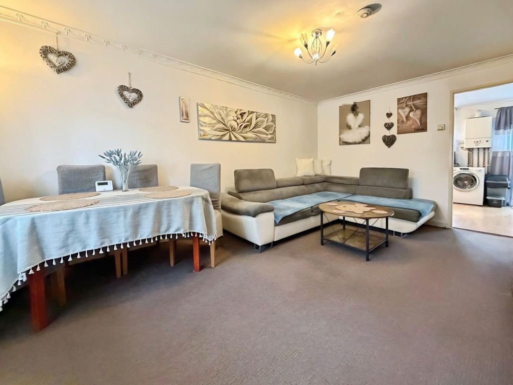 Property photo 2 of 13 A42947Db-Whatsapp 20Image 202026-05-07 20At 2011.4