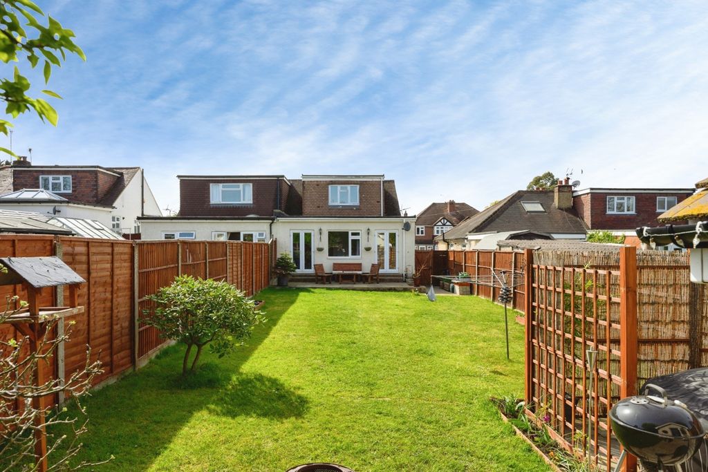 Property photo 2 of 15 Picture No. 26