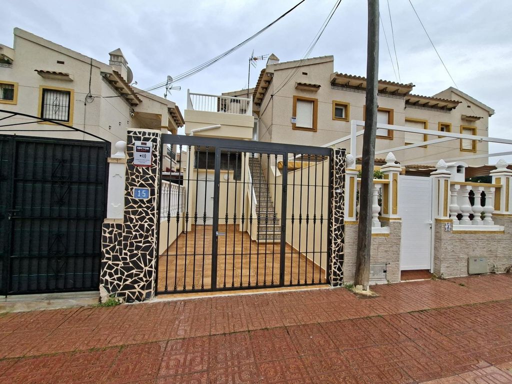 Property photo 1 of 28