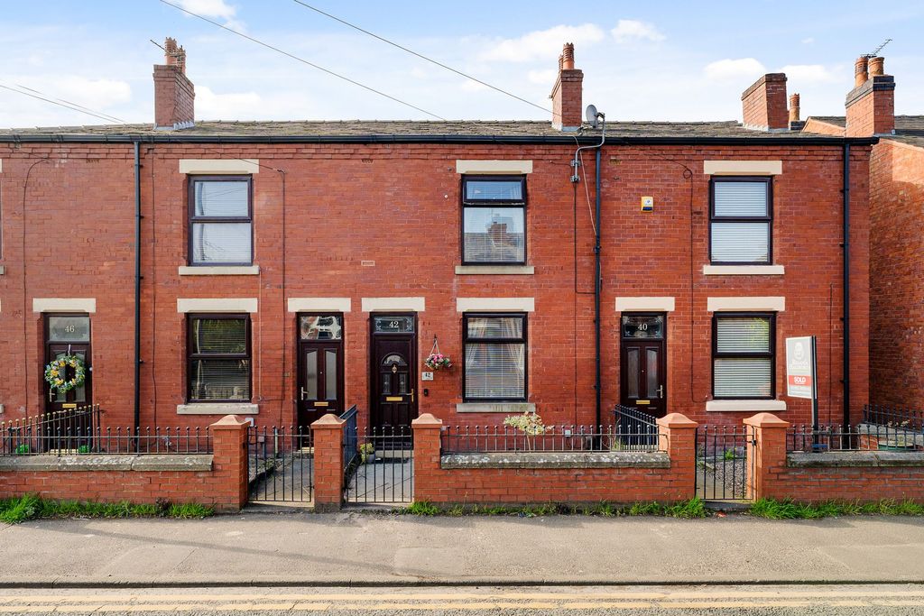Property photo 1 of 29
