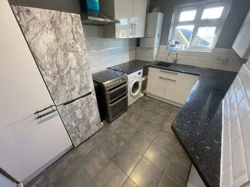 Property photo 3 of 8 Photo 3