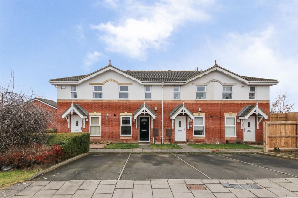 Property photo 1 of 16 External