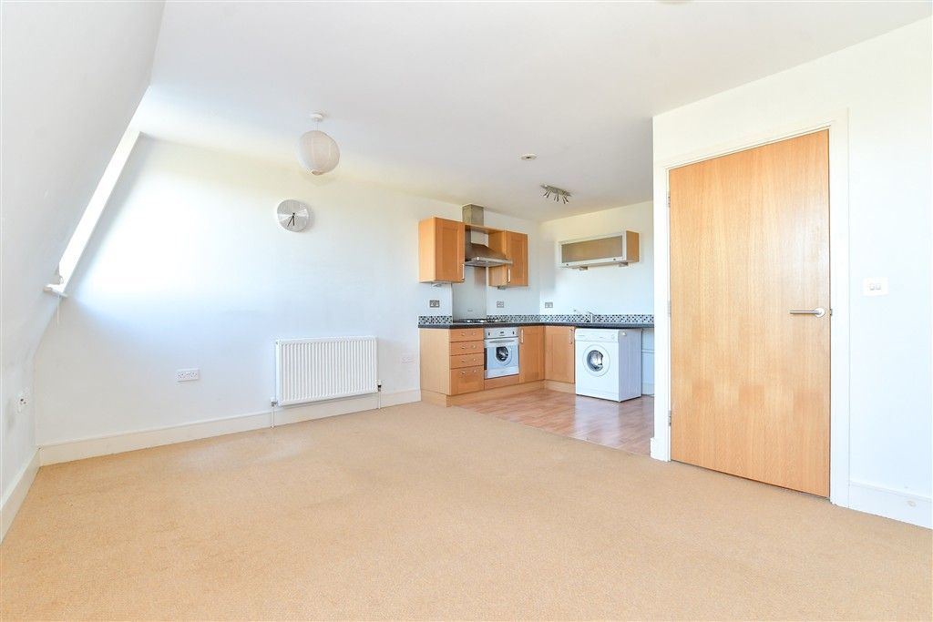 Property photo 2 of 7 Lounge/Diner/Kitchen