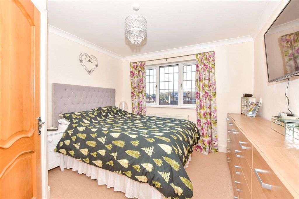 Property photo 1 of 12 Bedroom 1