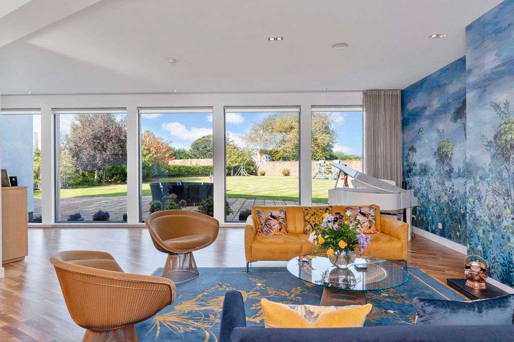 Property photo 1 of 35