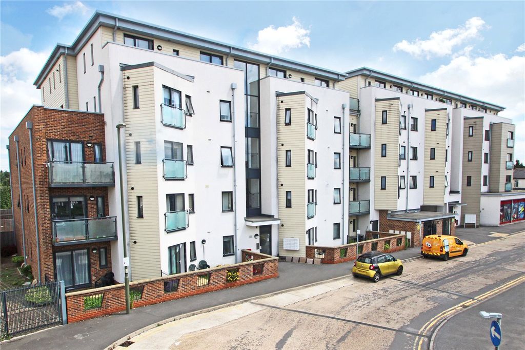 Property photo 1 of 8 Picture No. 17