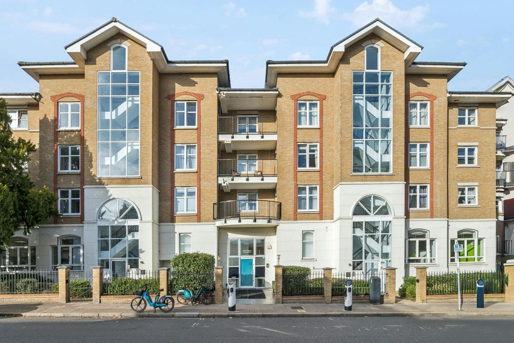 Property photo 1 of 10 24.Jpg