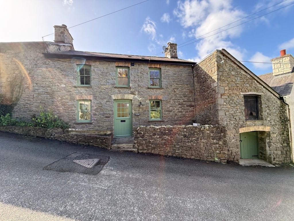 Property photo 2 of 29