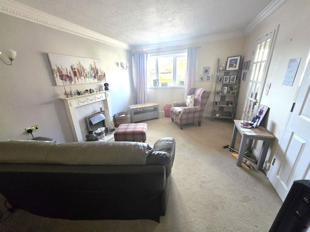 Property photo 3 of 7