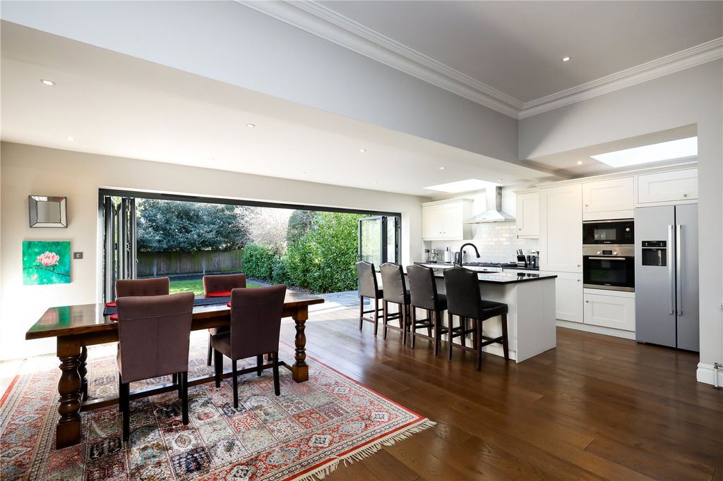 Property photo 2 of 20 Dining Area