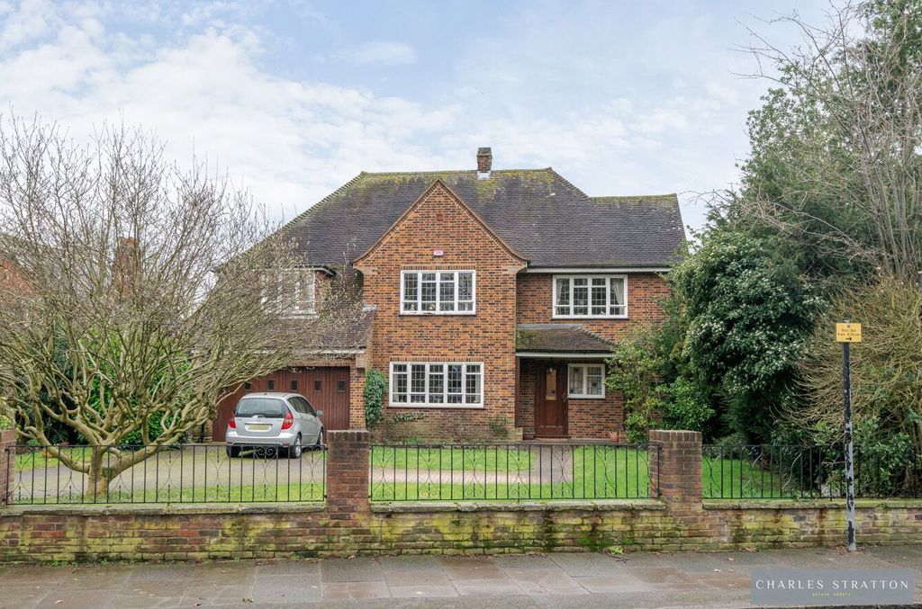 Property photo 1 of 22