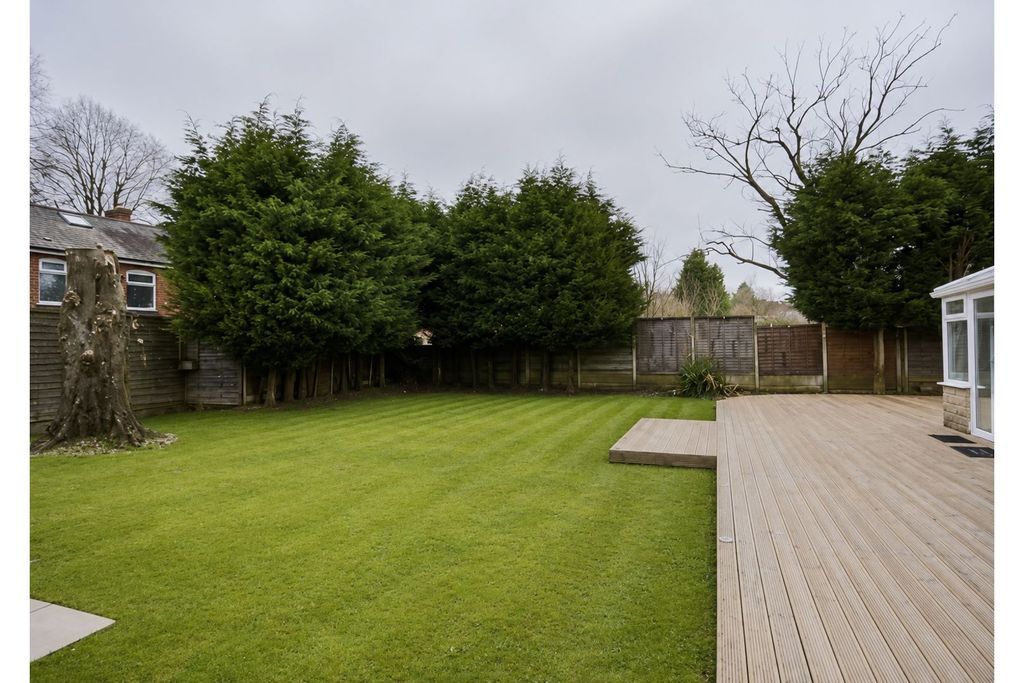 Property photo 3 of 34