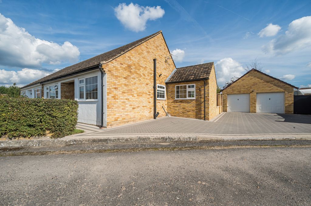 Property photo 3 of 16 1359942-20-68Da84...