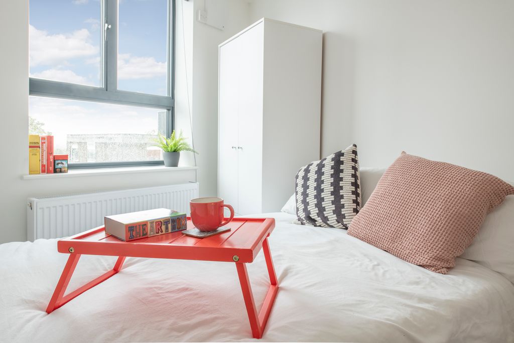 Property photo 2 of 10